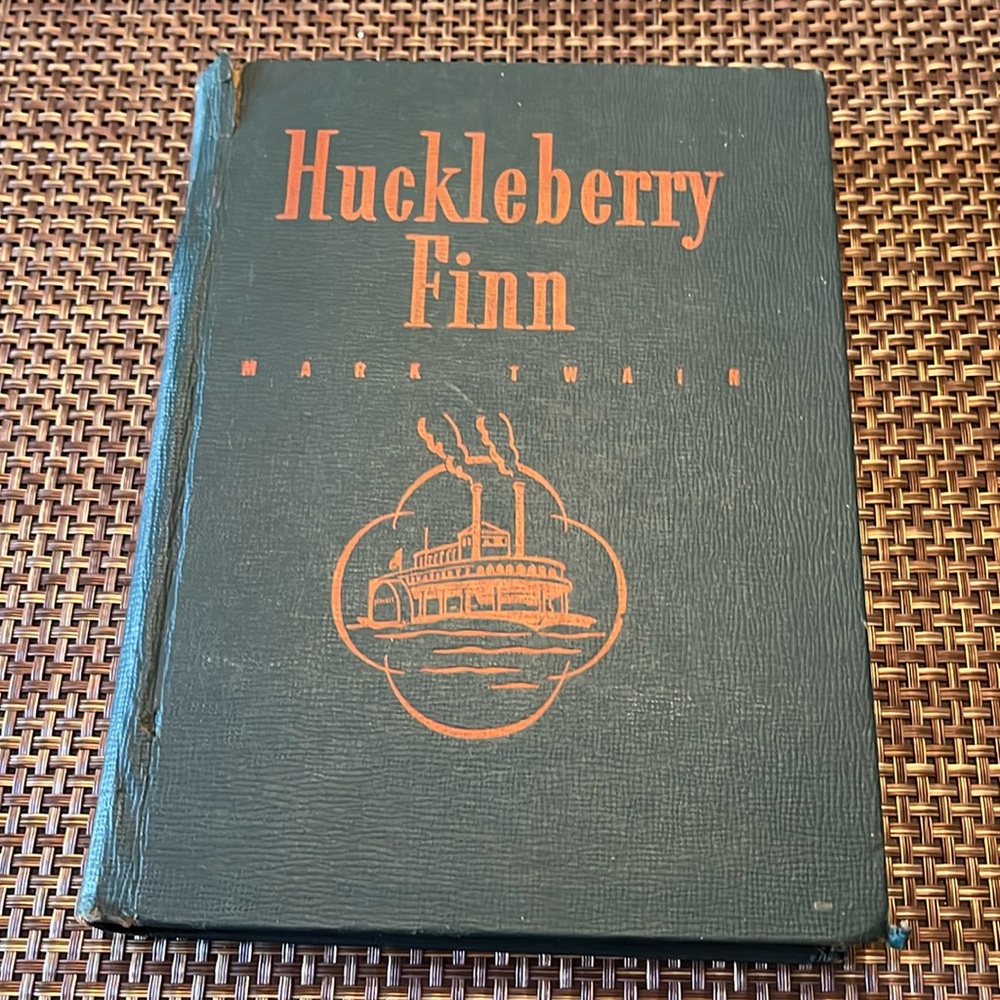 Book - Huckleberry Finn